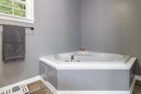 106 Woodfield Way Ellsworth ME 04605