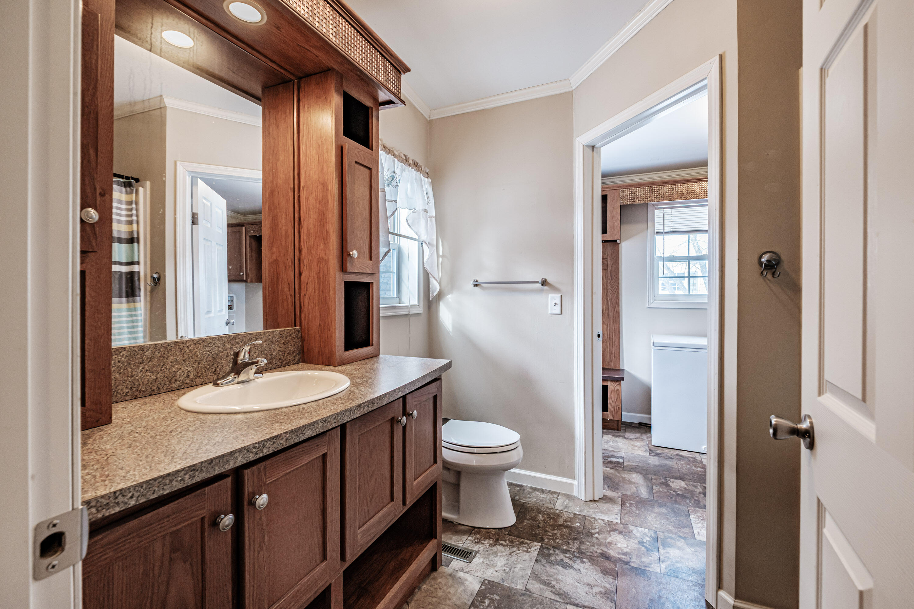 27 Tufton Street Brunswick ME 04011