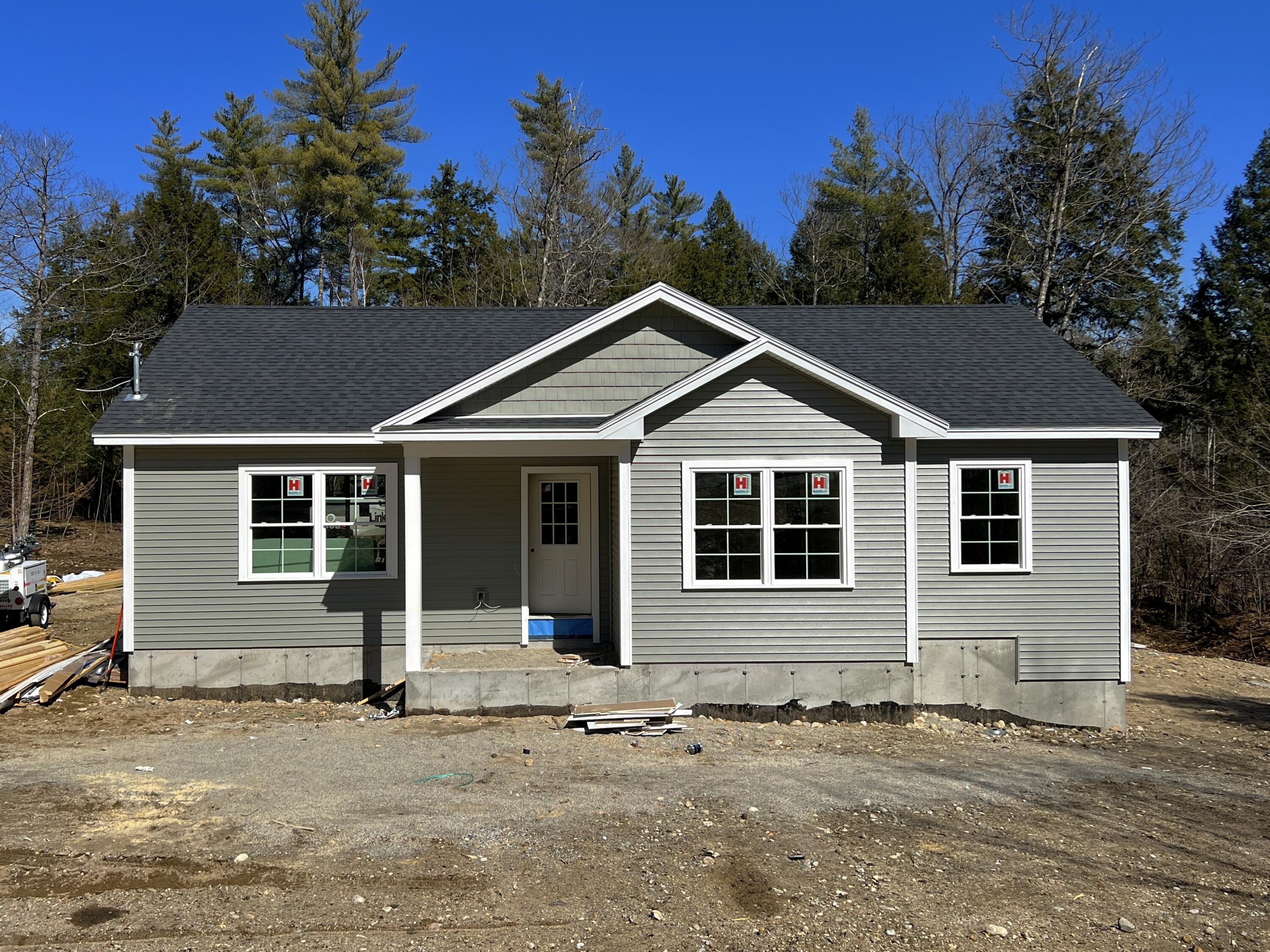 29 Quarry Road Limerick ME 04048