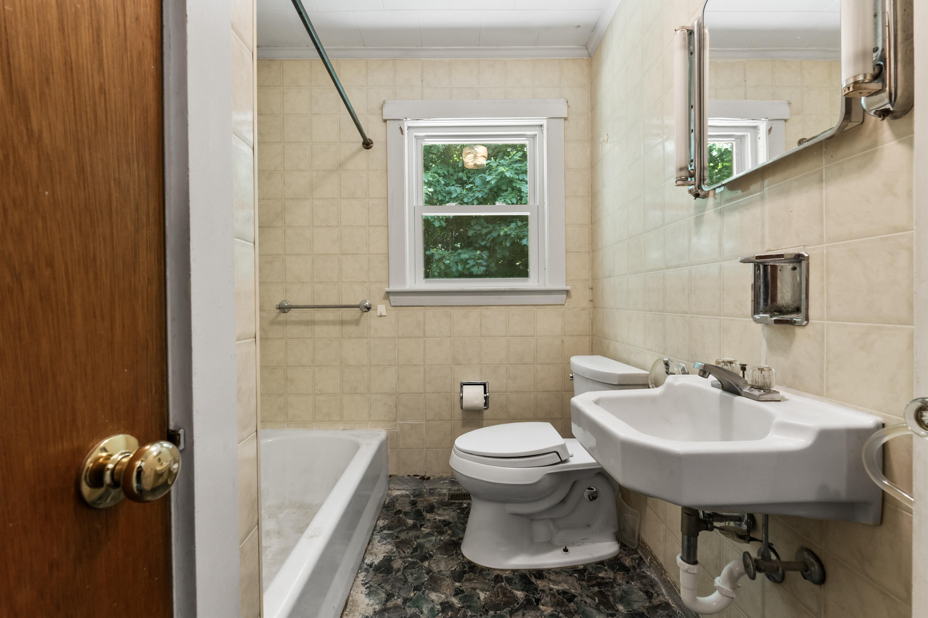 664 Wiscasset Road Pittston ME 04345