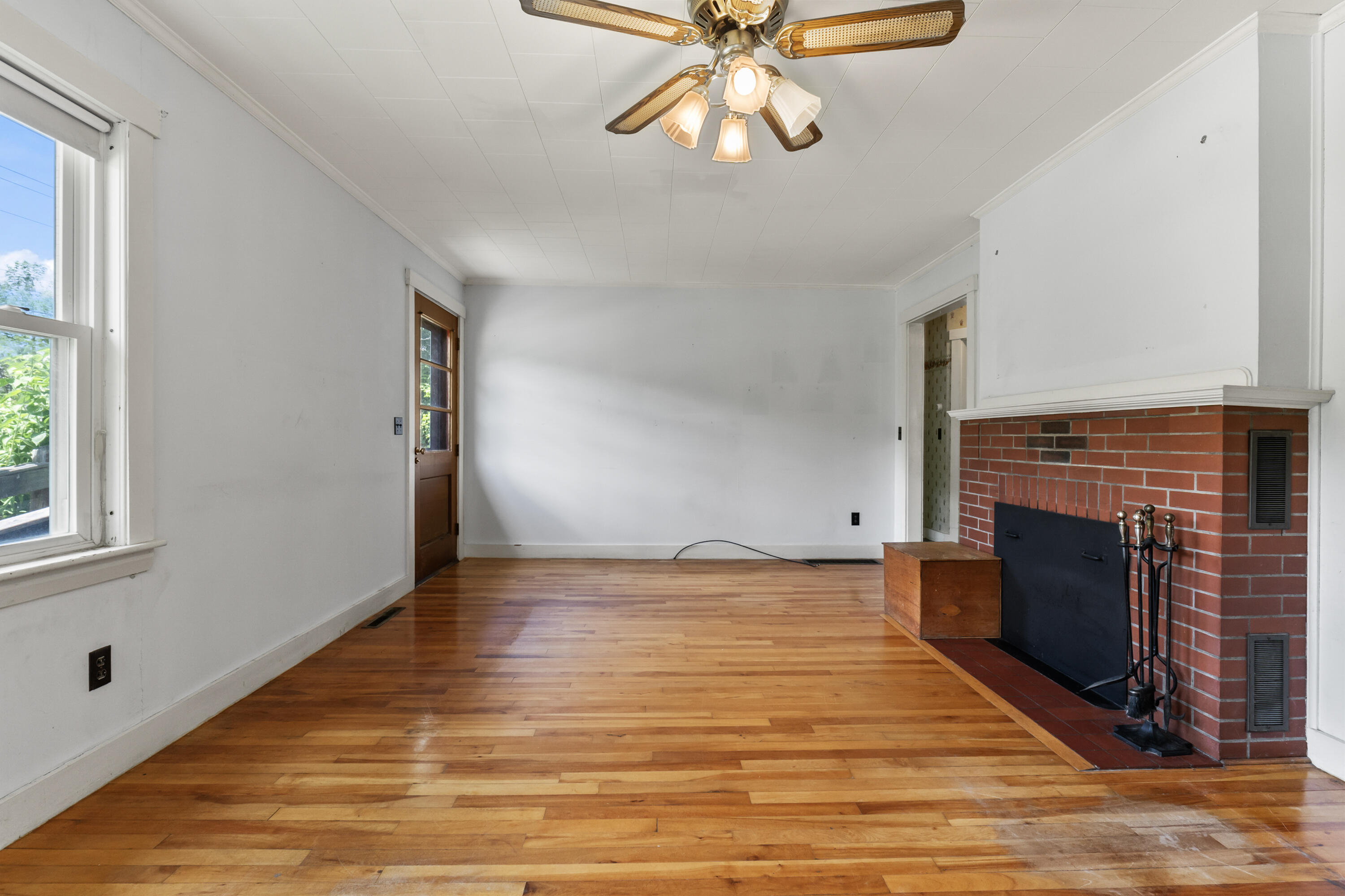664 Wiscasset Road Pittston ME 04345