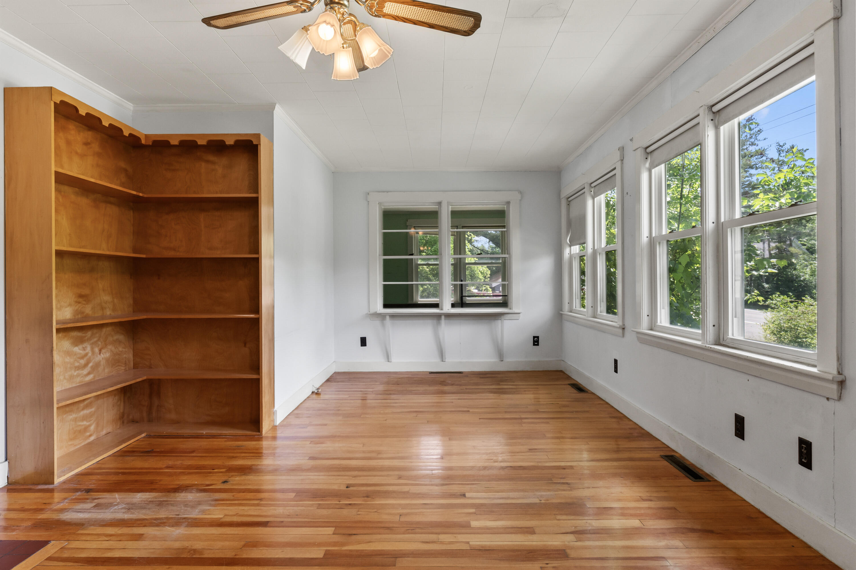 664 Wiscasset Road Pittston ME 04345