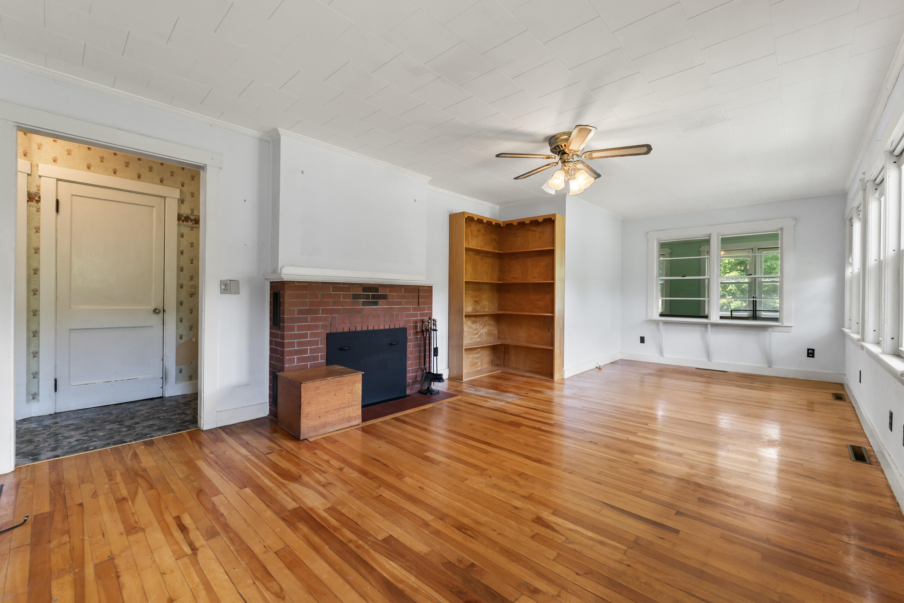664 Wiscasset Road Pittston ME 04345