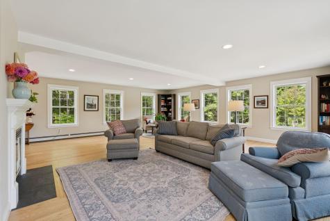 9 Rossi Lane North Yarmouth ME 04097