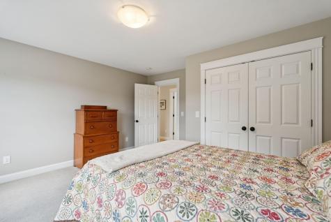 9 Rossi Lane North Yarmouth ME 04097