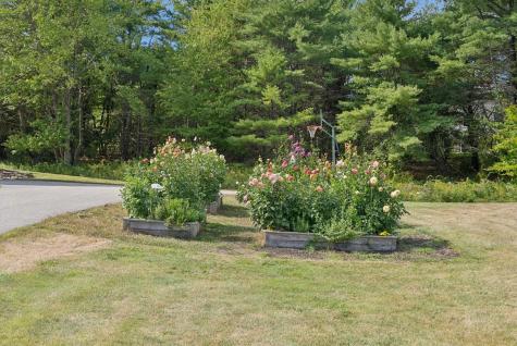 9 Rossi Lane North Yarmouth ME 04097