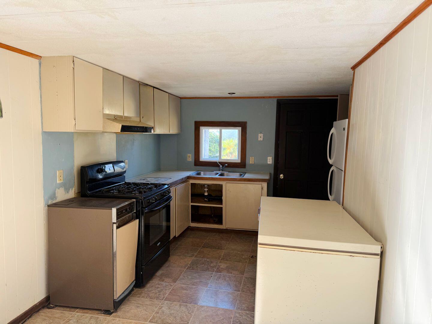 10 Western Ledge Road Gouldsboro ME 04624