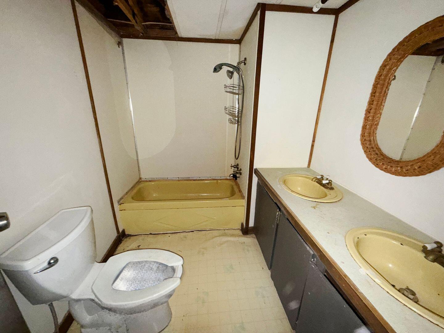 10 Western Ledge Road Gouldsboro ME 04624