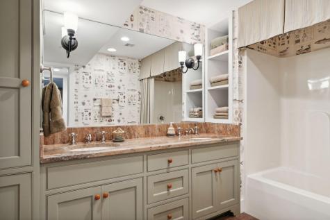 224 Ledges Road S Naples ME 04055