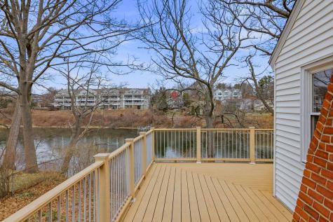 20 Mendum Avenue Kittery ME 03904