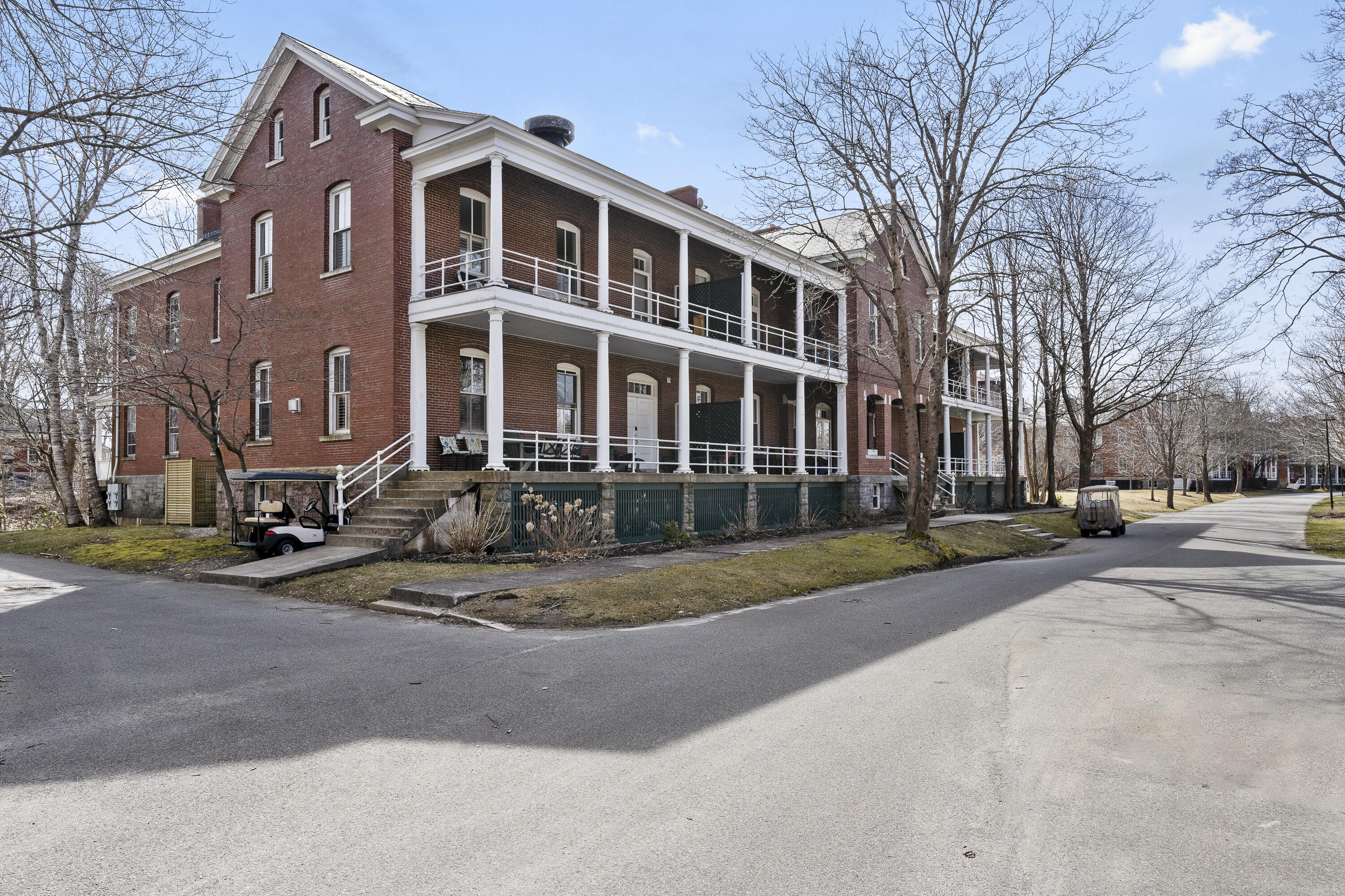 40 Mckinley Court Portland ME 04109