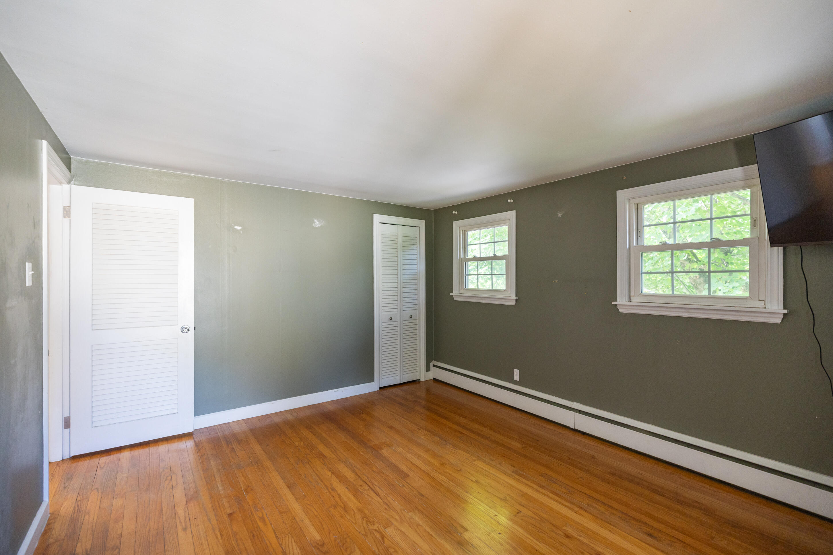 16 Brooks Avenue Lewiston ME 04240