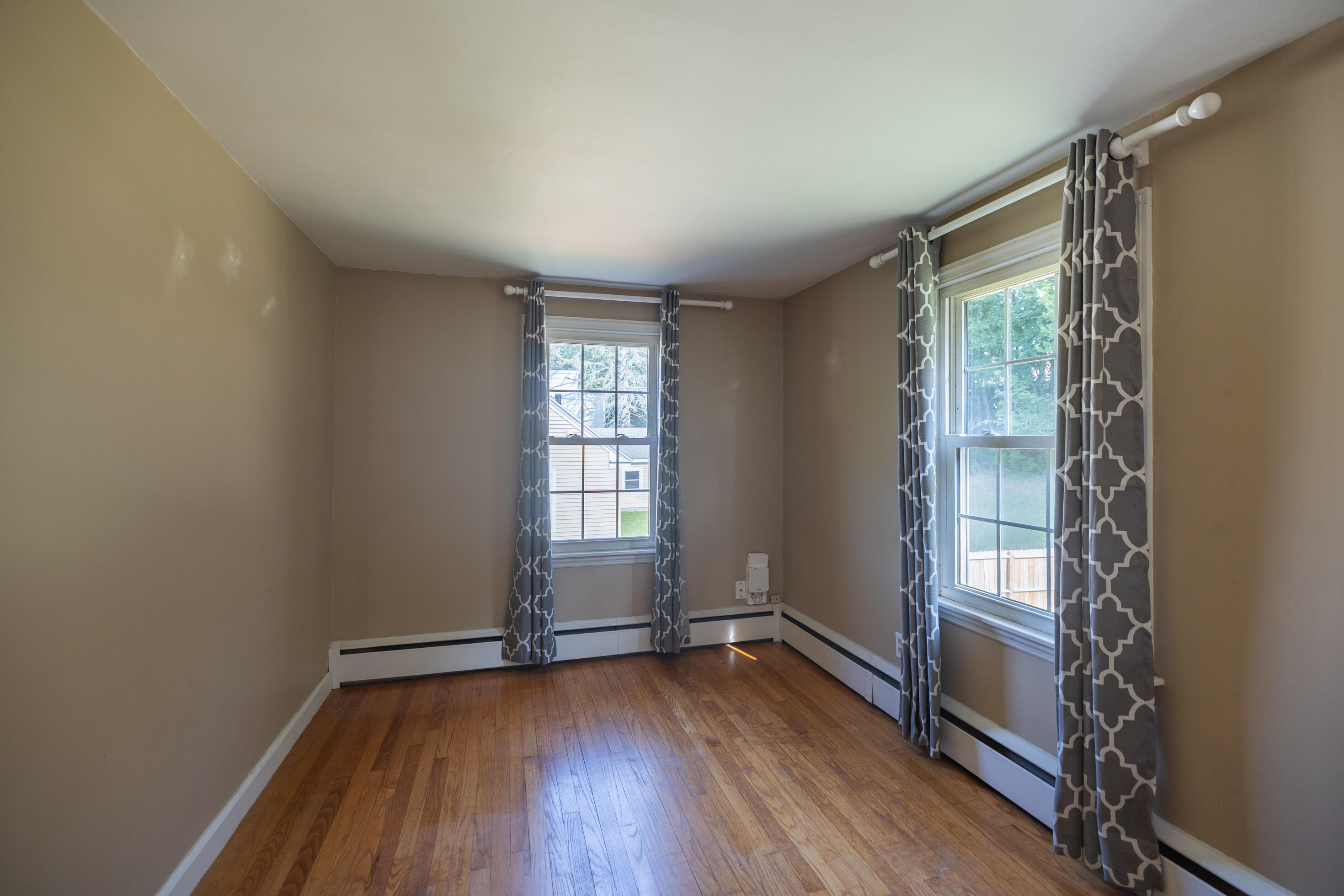 16 Brooks Avenue Lewiston ME 04240