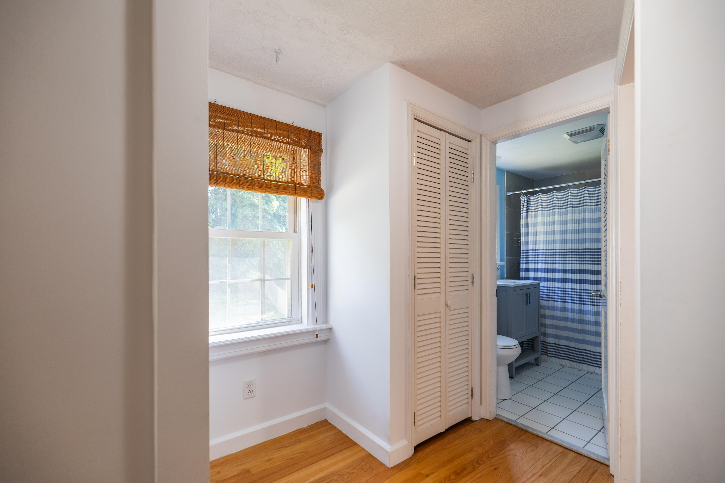 16 Brooks Avenue Lewiston ME 04240