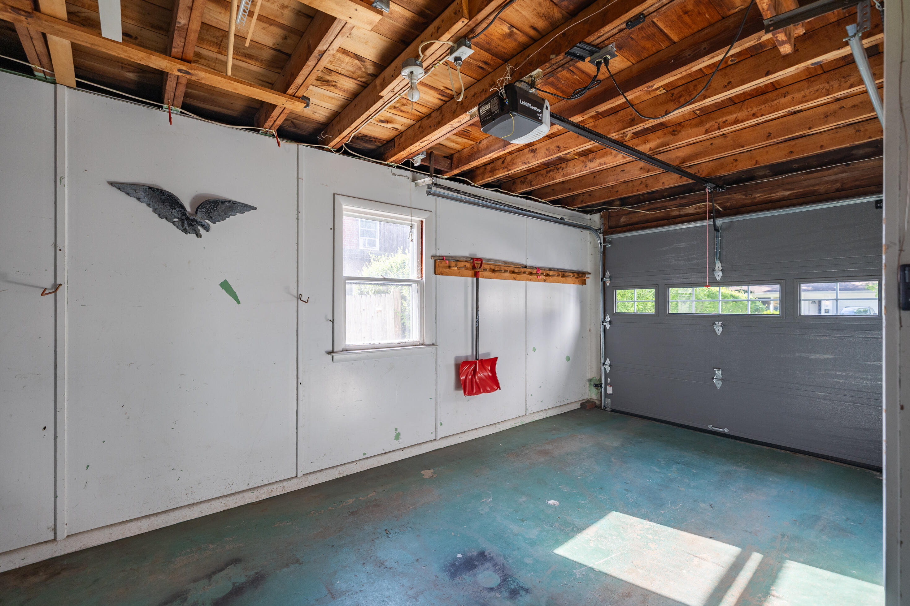 16 Brooks Avenue Lewiston ME 04240