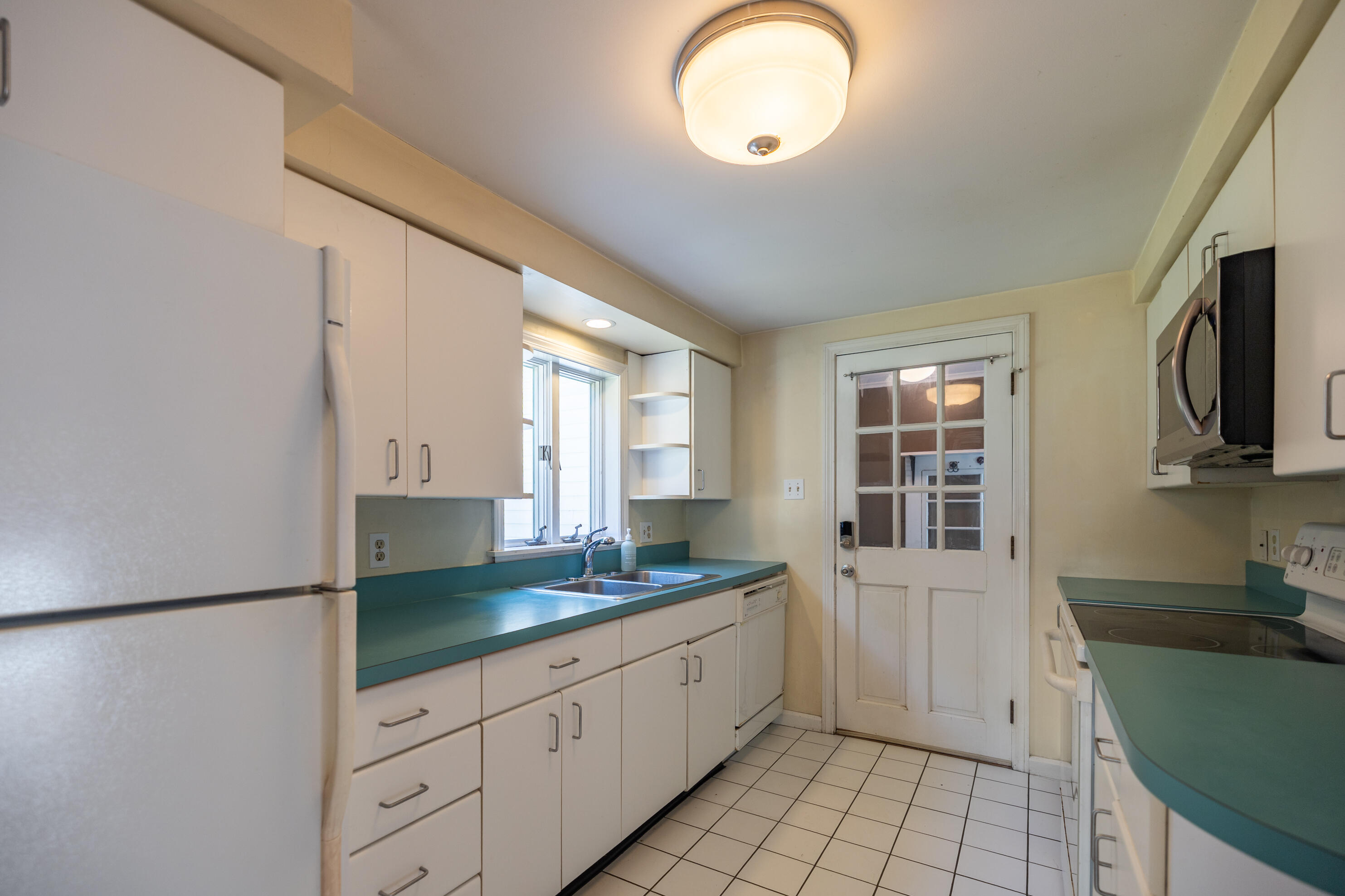 16 Brooks Avenue Lewiston ME 04240