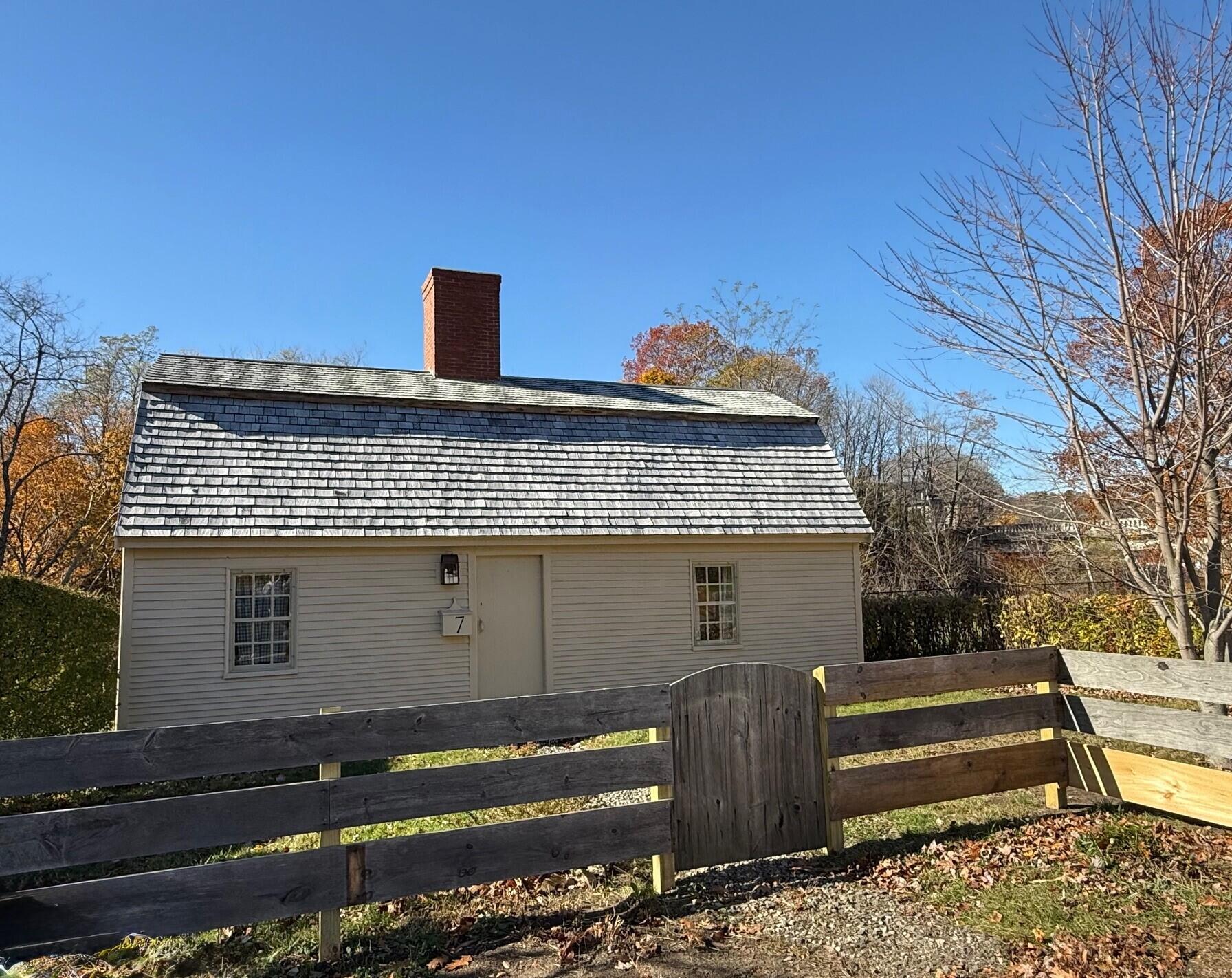 7 Water Street Kennebunk ME 04043