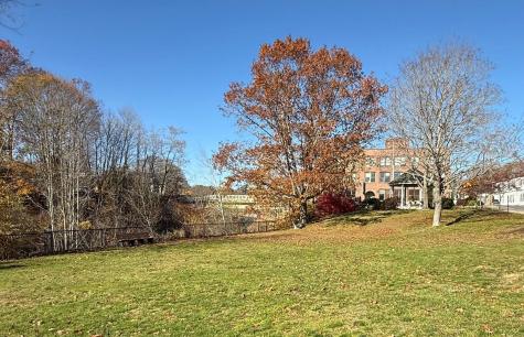 7 Water Street Kennebunk ME 04043