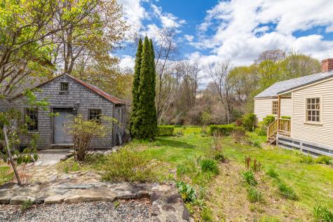 7 Water Street Kennebunk ME 04043