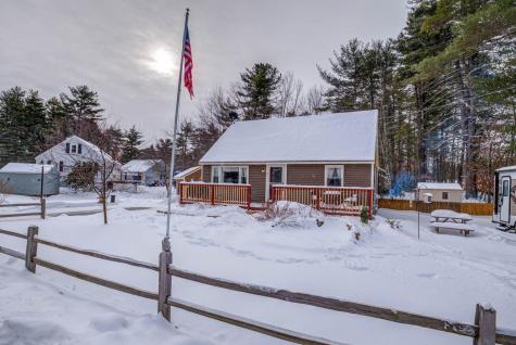 7 Elizabeth Avenue Raymond ME 04071