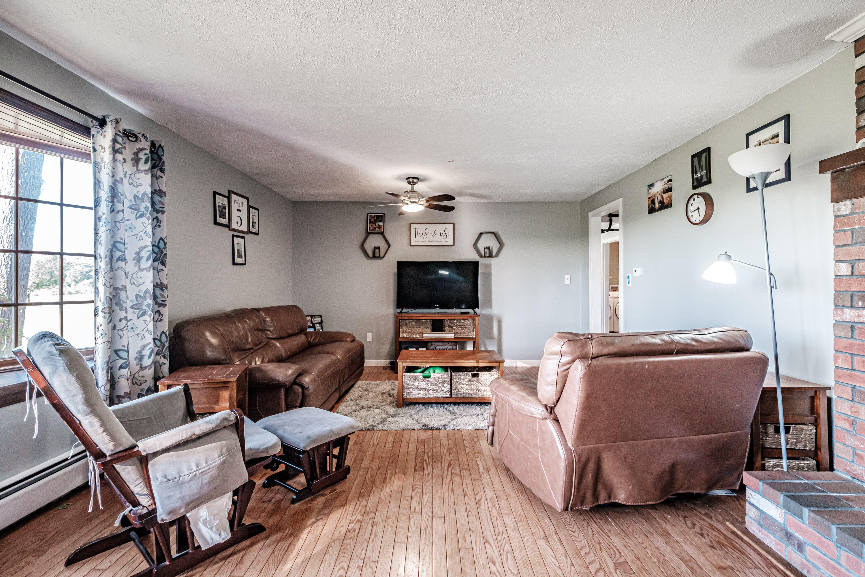 32 Longview Acres Paris ME 04281