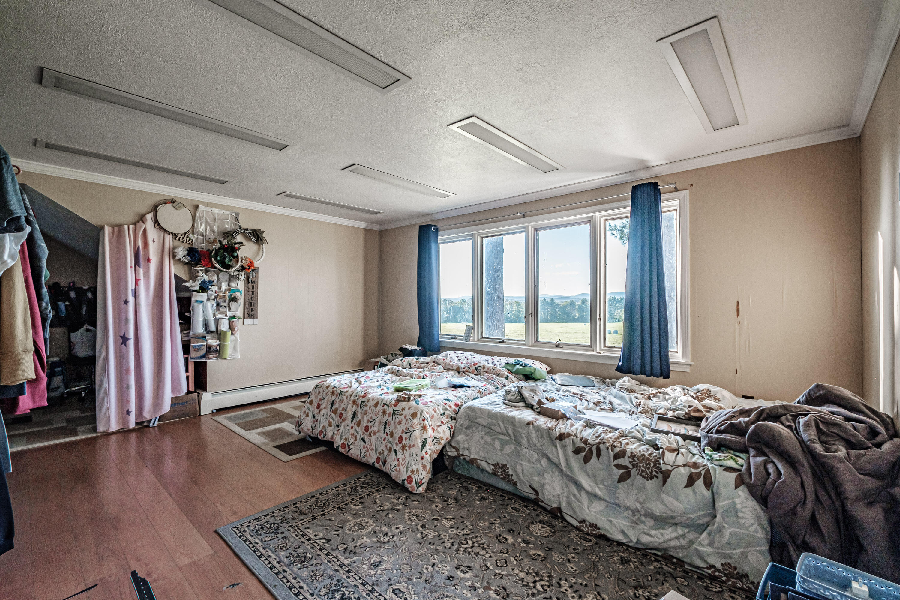 32 Longview Acres Paris ME 04281