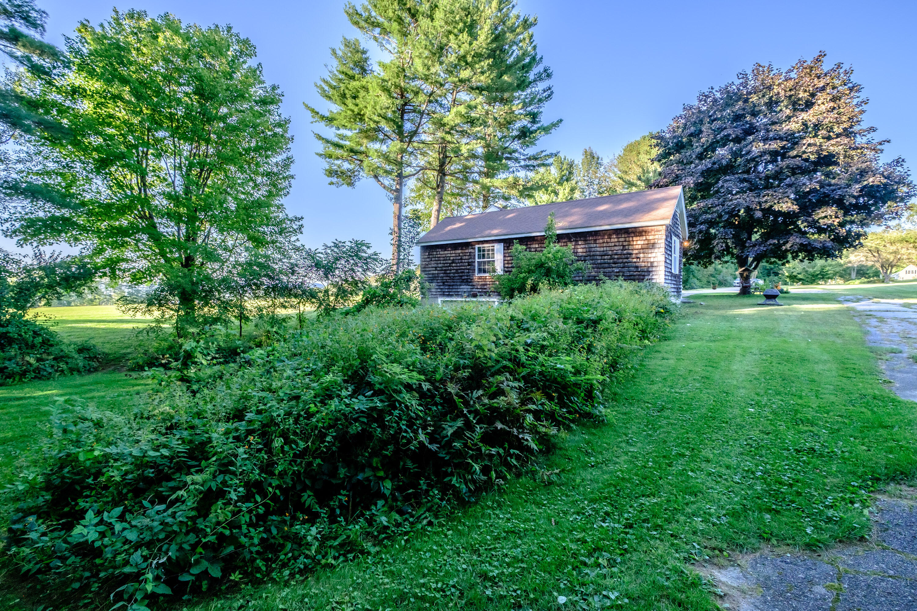 32 Longview Acres Paris ME 04281
