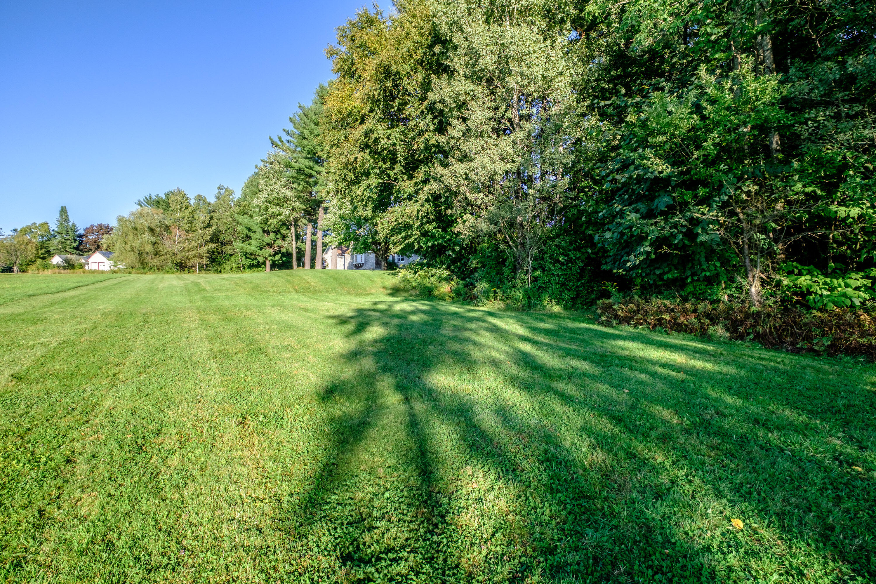 32 Longview Acres Paris ME 04281