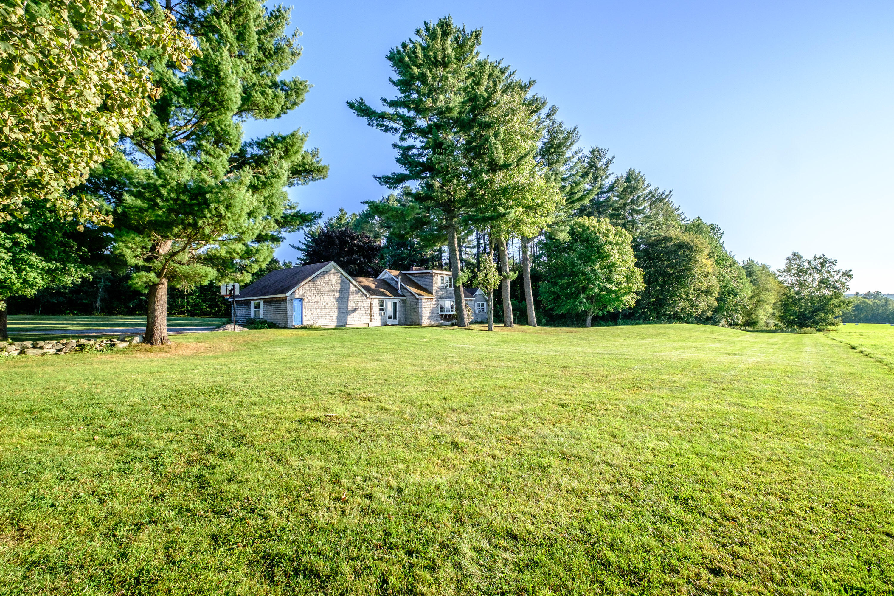 32 Longview Acres Paris ME 04281