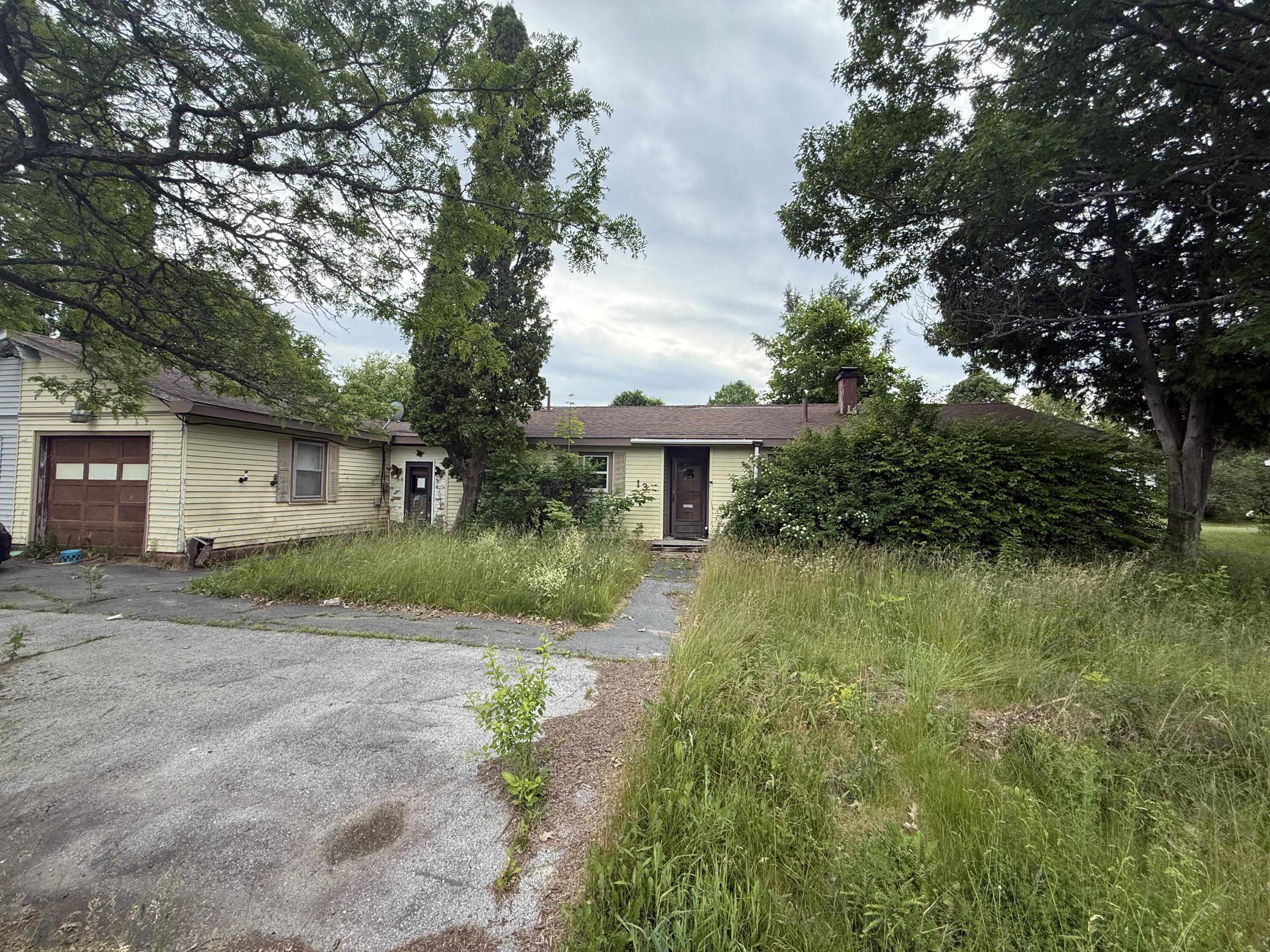 13 Mount Desert Drive Bangor ME 04401