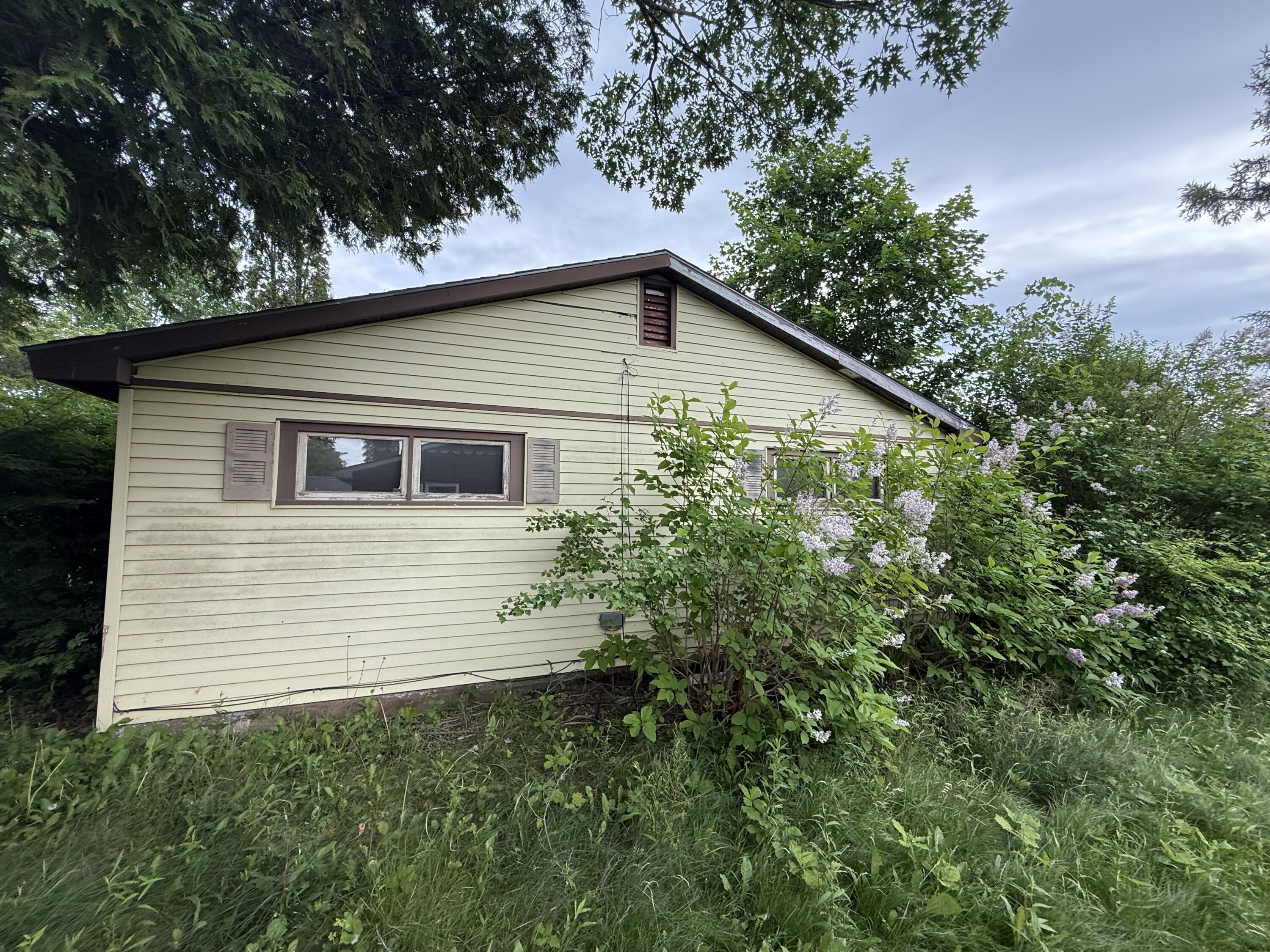 13 Mount Desert Drive Bangor ME 04401