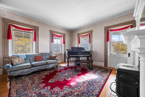 17 Main Street Franklin ME 04634