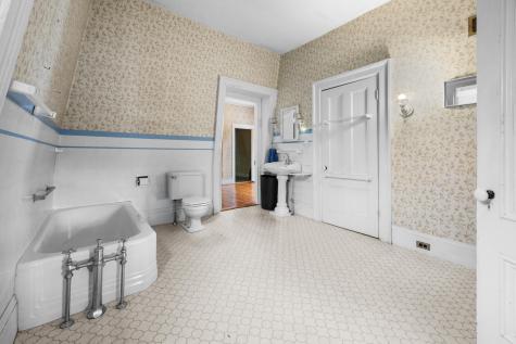 17 Main Street Franklin ME 04634