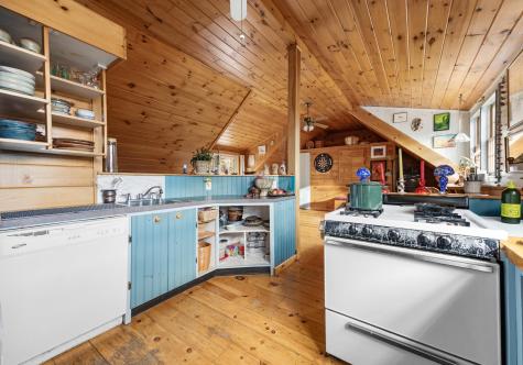 17 Main Street Franklin ME 04634