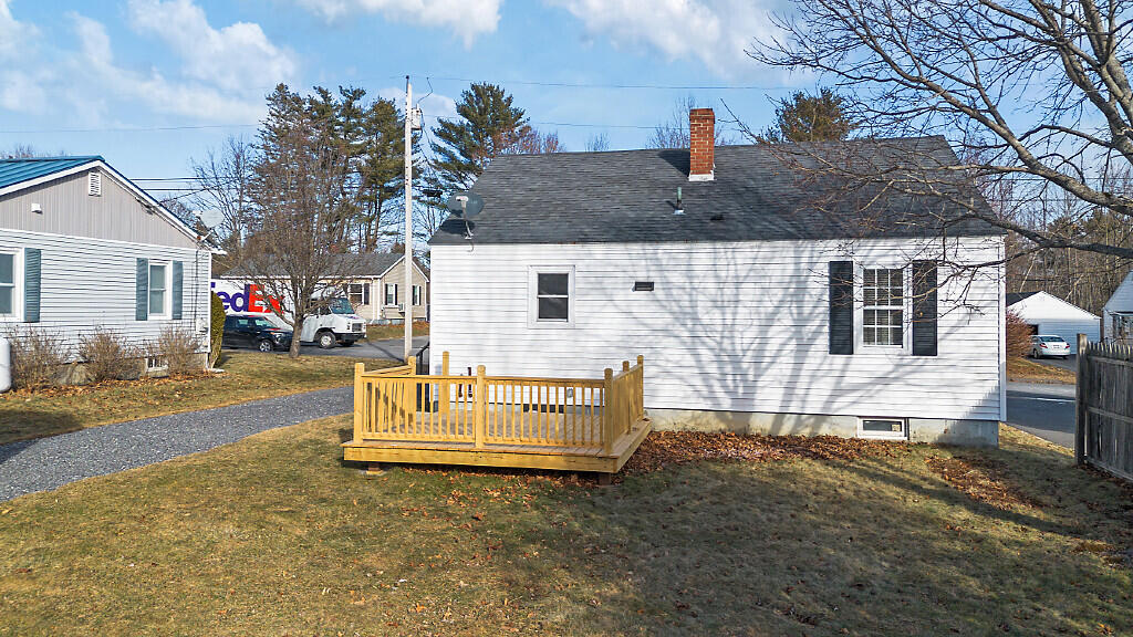 16 Brookside Avenue Augusta ME 04330