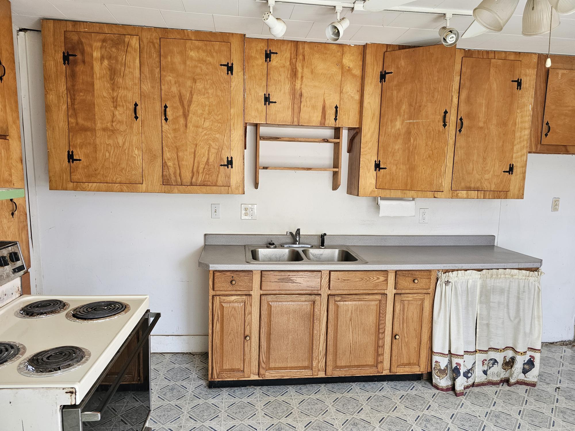 289 S Main Street Andover ME 04216