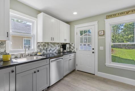 8 Wessex Street Portland ME 04102