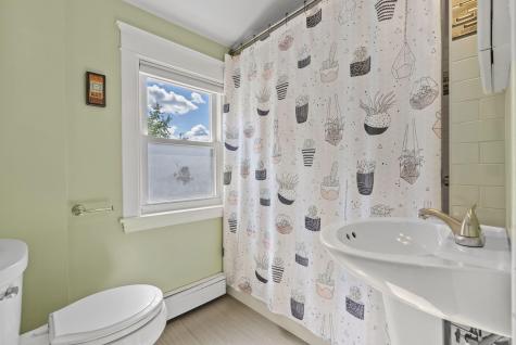 8 Wessex Street Portland ME 04102