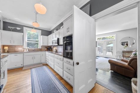 208 High Street Belfast ME 04915