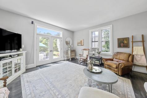 208 High Street Belfast ME 04915