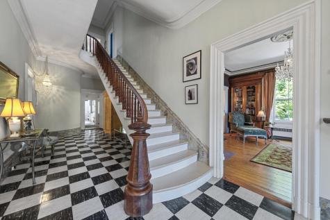 208 High Street Belfast ME 04915