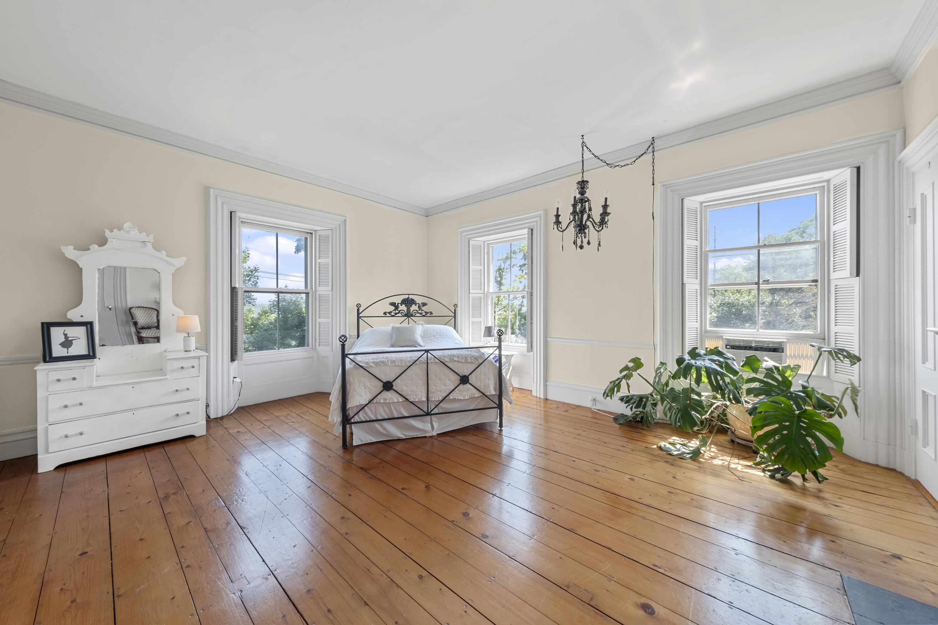 208 High Street Belfast ME 04915