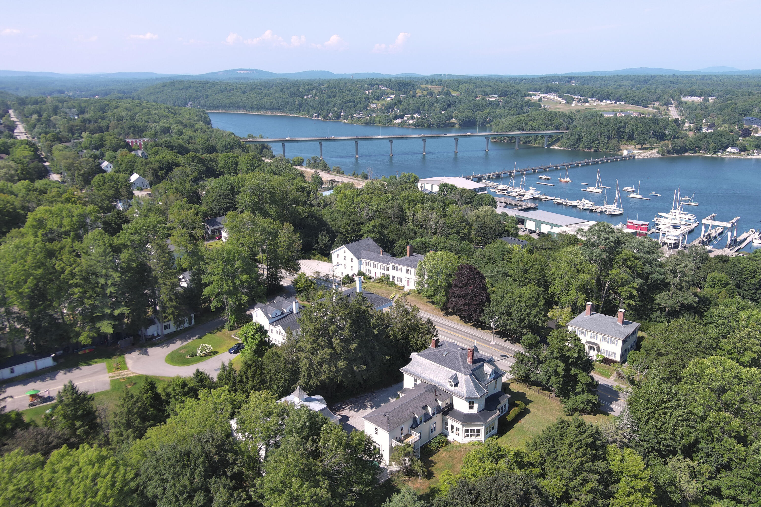 208 High Street Belfast ME 04915