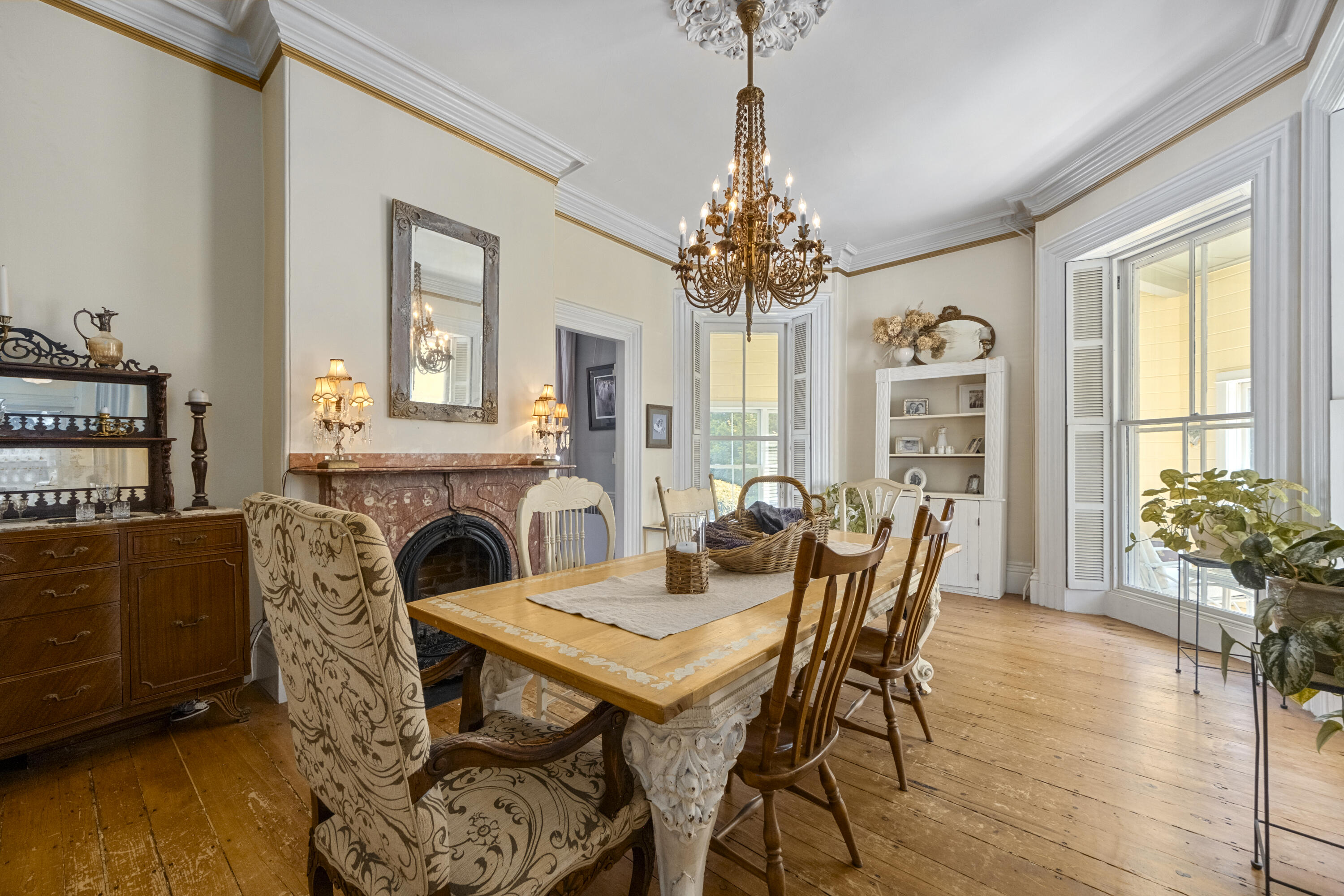 208 High Street Belfast ME 04915