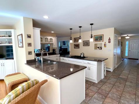 6 Cottagewood Lane Kennebunk ME 04043