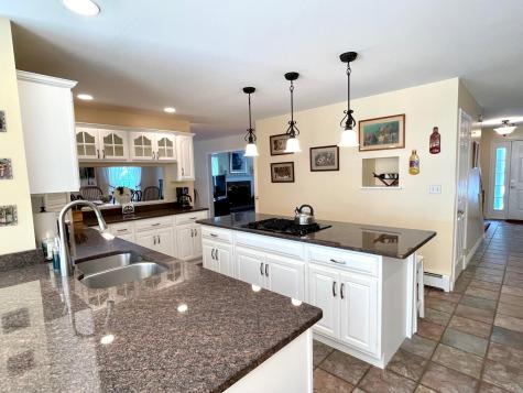 6 Cottagewood Lane Kennebunk ME 04043