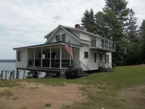 10 Dochet Lane Robbinston ME 04671