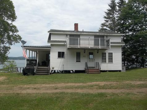 10 Dochet Lane Robbinston ME 04671