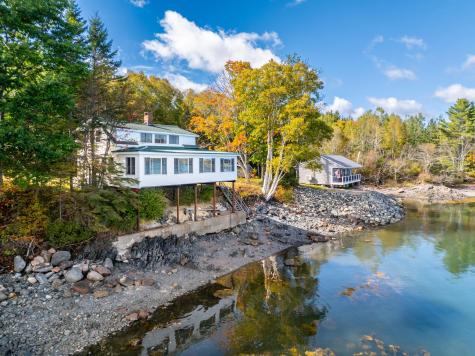 10 Dochet Lane Robbinston ME 04671