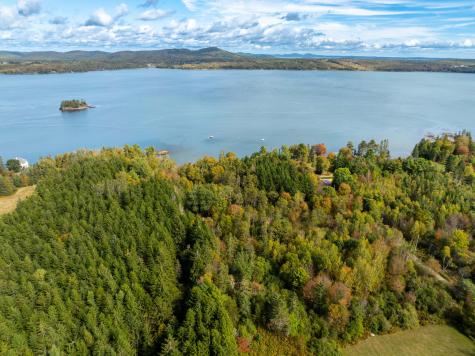 10 Dochet Lane Robbinston ME 04671